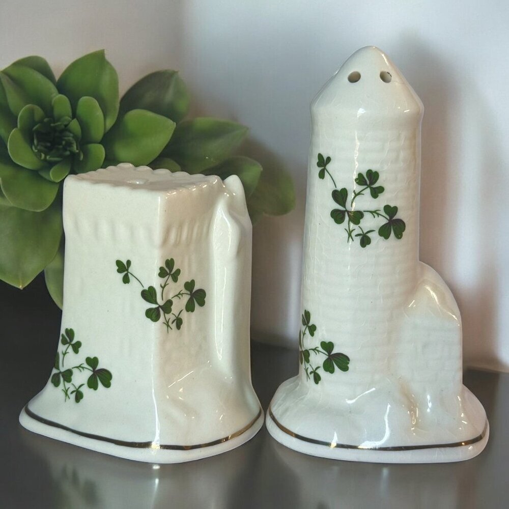 Carrigdhoun Pottery Ireland Shamrock Salt and Pepper Set